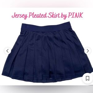 🩷PINK Victoria's Secret Dark Blue Pleated Skirt 🩷